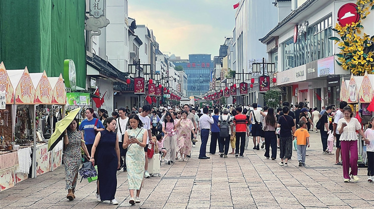 双节假期古城旅游热度爆棚
